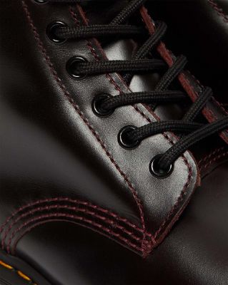 1460 Slip Resistant Atlas Leather Lace up Boots - Unisex|-|Bottes à lacets en cuir Antidérapantes 1460 Atlas - Unisexe sold by The Last Hunt