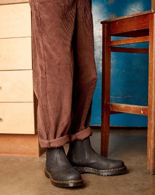 2976 Waxed Full Grain Boots - Men’s|-|Bottes Chelsea 2976 en cuir pleine fleur ciré - Homme sold by The Last Hunt