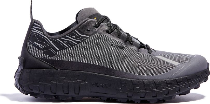 The norda 001 G+ Graphene Shoes with Carbide Tipped Spikes - Women's|-|Chaussures en Graphene norda 001 G+ Spike avec pointes de carbure - Femme sold by The Last Hunt