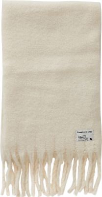 Fuzzy Scarf - Women's|-|Écharpe duveteuse - Femme sold by The Last Hunt