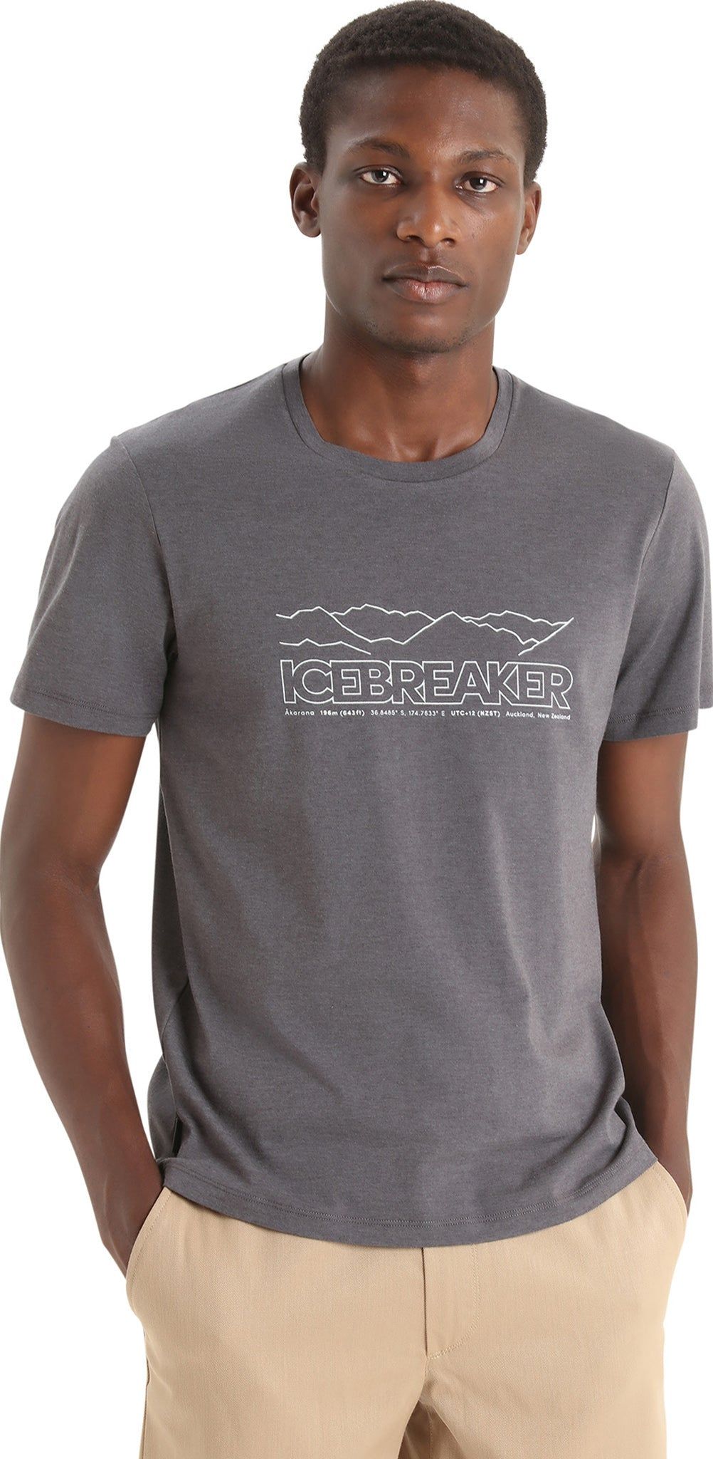 Central Icebreaker Story Classic Merino Short Sleeve T-Shirt - Men's|-|T-shirt à manches courtes en laine mérinos classique Icebreaker Story Central - Homme sold by The Last Hunt product image thumbnail 4