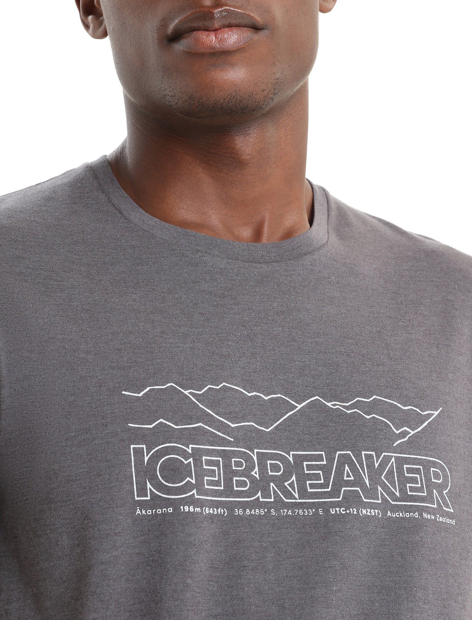 Central Icebreaker Story Classic Merino Short Sleeve T-Shirt - Men's|-|T-shirt à manches courtes en laine mérinos classique Icebreaker Story Central - Homme sold by The Last Hunt product image thumbnail 5