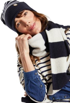 Heritage Striped Scarf - Unisex|-|Foulard à rayures Heritage - Unisexe sold by The Last Hunt