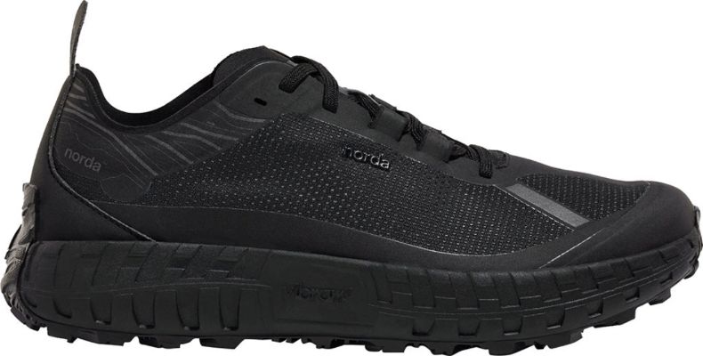 norda 001 Stealth Black Seamless Trail Running Shoes - Men's|-|Chaussures de course sur sentier sans couture norda 001 Stealth Black - Homme sold by The Last Hunt