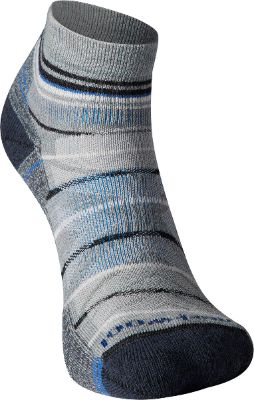 Performance Hike Light Cushion Pattern Ankle Socks - Men's|-|Chaussettes de cheville à matelassage léger à motif Performance Hike - Homme sold by The Last Hunt