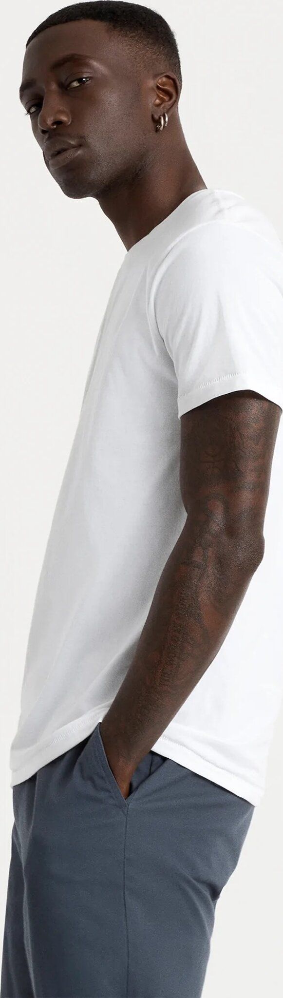 Basic Short Sleeve Tailored Tee - Men's|-|T-shirt ajusté à manches courtes Basic - Homme sold by The Last Hunt product image thumbnail 6