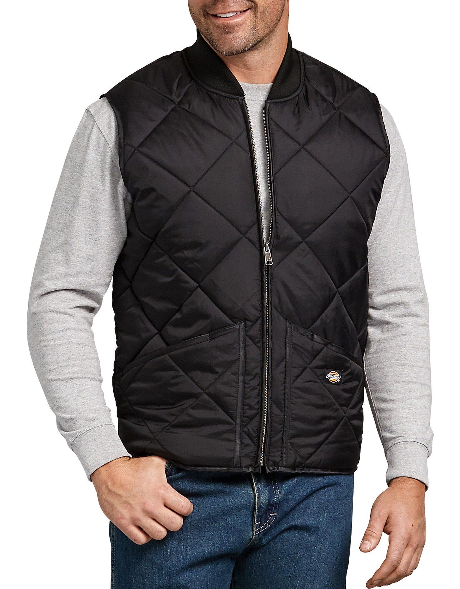 Quilted Nylon Vest - Men's|-|Veste de nylon piquée en diamant - Homme sold by The Last Hunt