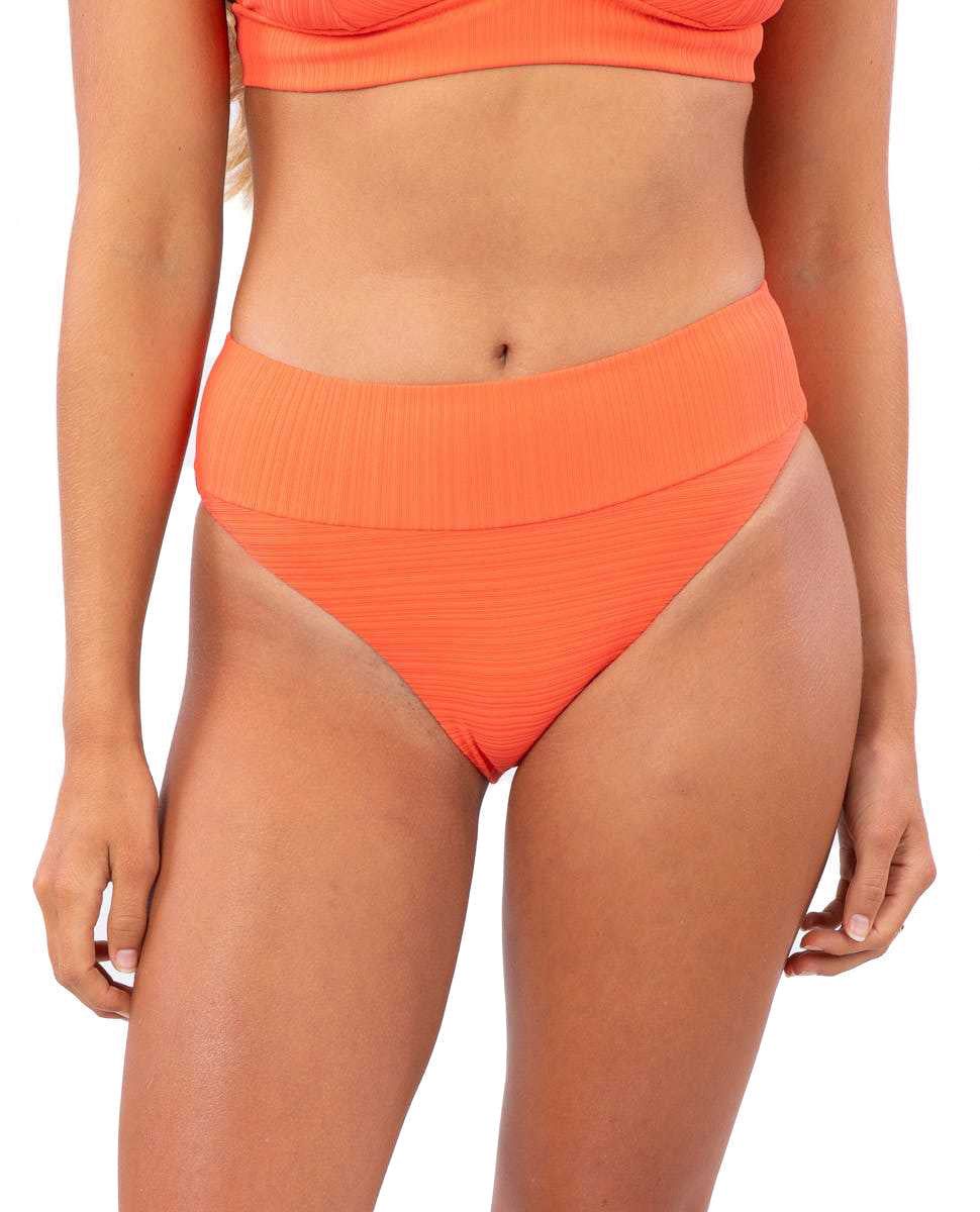 Premium Surf Hi-Waist Cheeky Bikini Bottom - Women's|-|Bas de bikini taille haute Premium Surf - Femme sold by The Last Hunt product image thumbnail 5