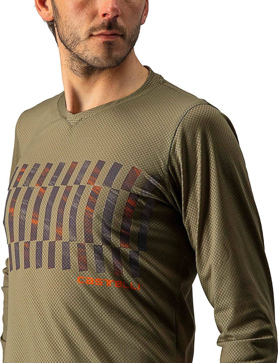 Trail Tech Longsleeve Tee - Men's|-|T-shirt à manches longues Trail Tech - Homme sold by The Last Hunt product image thumbnail 3