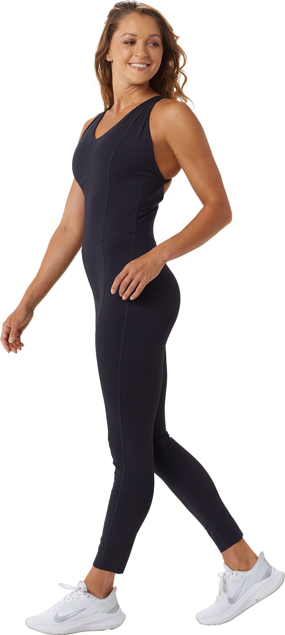 Step Up Criss-Cross Strapped Back V-Neck Yoga Jumpsuit - Women's|-|Combinaison de yoga à col en V et bretelles croisées dans le dos Step Up - Femme sold by The Last Hunt product image thumbnail 4