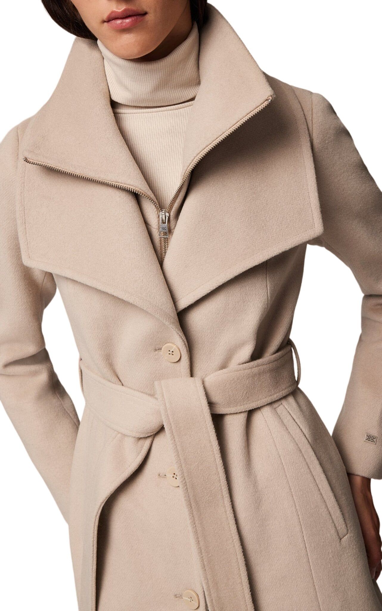 Ilana Slim-Fit Classic Wool Coat with Bib Collar - Women's|-|Manteau ajusté en laine classique avec plastron Ilana - Femme sold by The Last Hunt product image thumbnail 4
