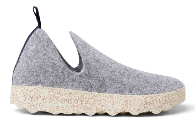 City Slip-On Shoes - Women's|-|Chaussures sans lacets City - Femme sold by The Last Hunt