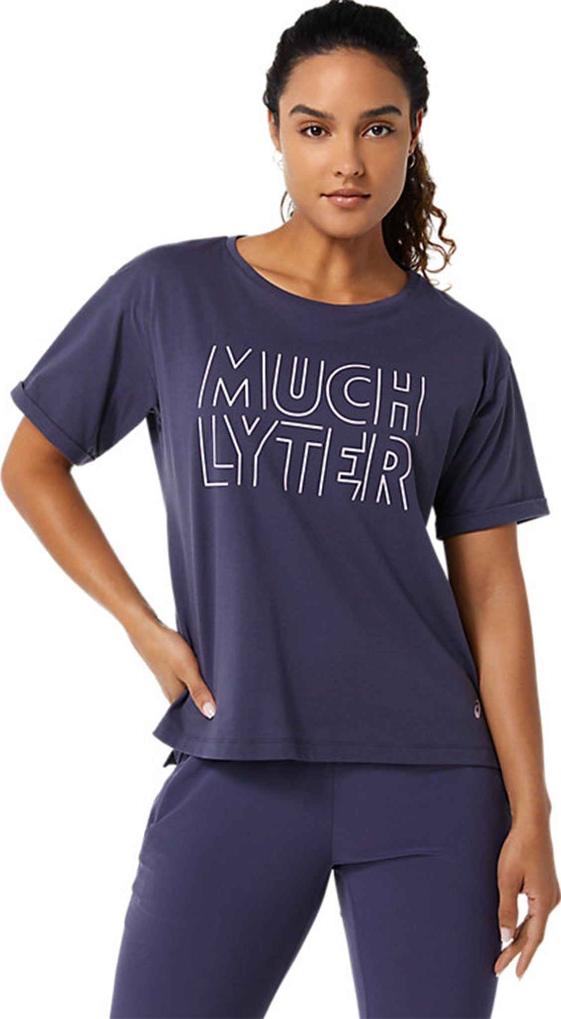 Heritage Font Graphic Tee - Women's|-|T-shirt graphique Heritage - Femme sold by The Last Hunt