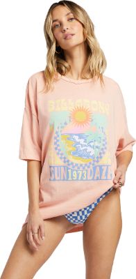 Sunny Daze Oversized T-Shirt- Women's|-|T-shirt surdimensionné Sunny Daze - Femme sold by The Last Hunt