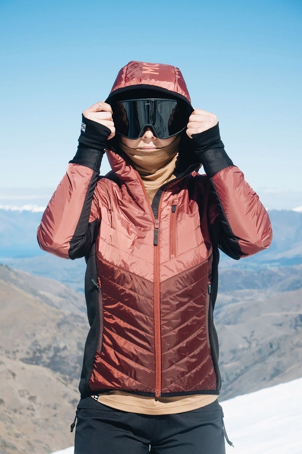 Neve Wool Insulation Hood - Women's|-|Capuche isolante en laine de Neve - Femme sold by The Last Hunt product image thumbnail 5