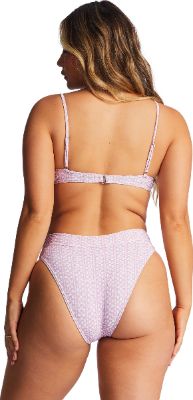 Covered In Love Tanlines Morgan Underwire Bikini Top - Women's|-|Haut de bikini à armatures Morgan Tanlines Covered In Love - Femme sold by The Last Hunt