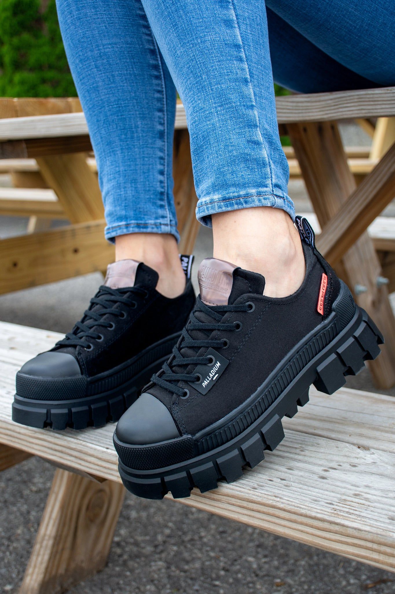 Revolt Lo Tx Shoes - Women's|-|Chaussures Revolt Lo Tx - Femme sold by The Last Hunt product image thumbnail 4