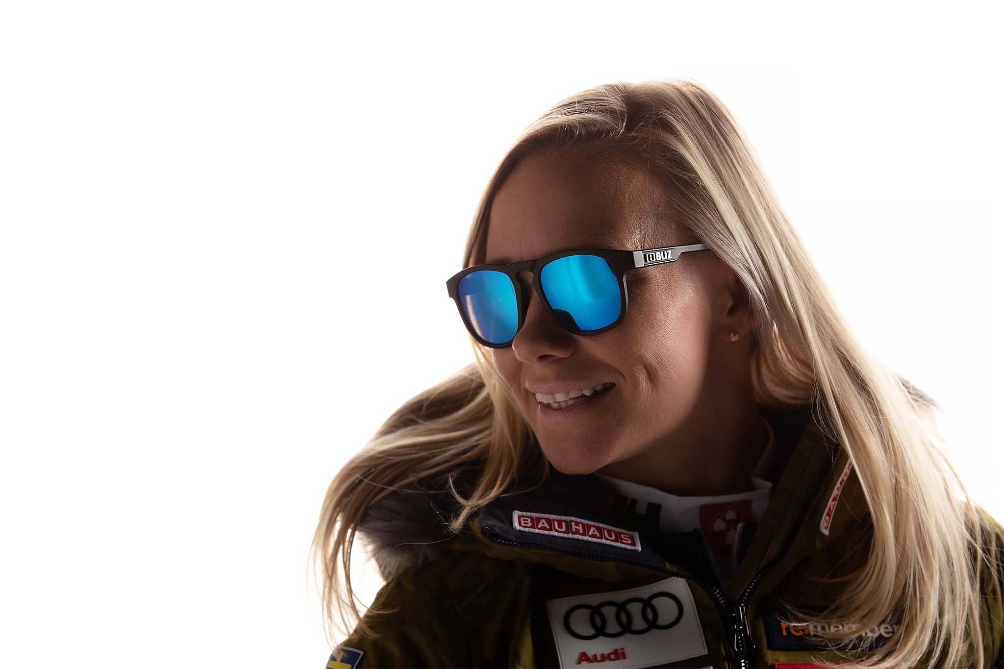 Ace Smoke With Blue Multi Lens Sunglasses - Unisex|-|Lunettes de soleil Smoke With Blue Multi Lens de Ace - Unisexe sold by The Last Hunt product image thumbnail 5