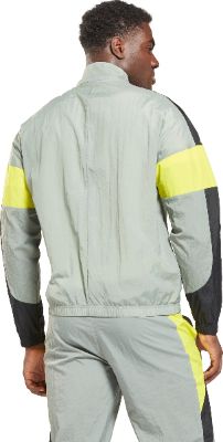 Performance Training Woven Jacket - Men's|-|Manteau tissé d'entraînement Performance - Homme sold by The Last Hunt