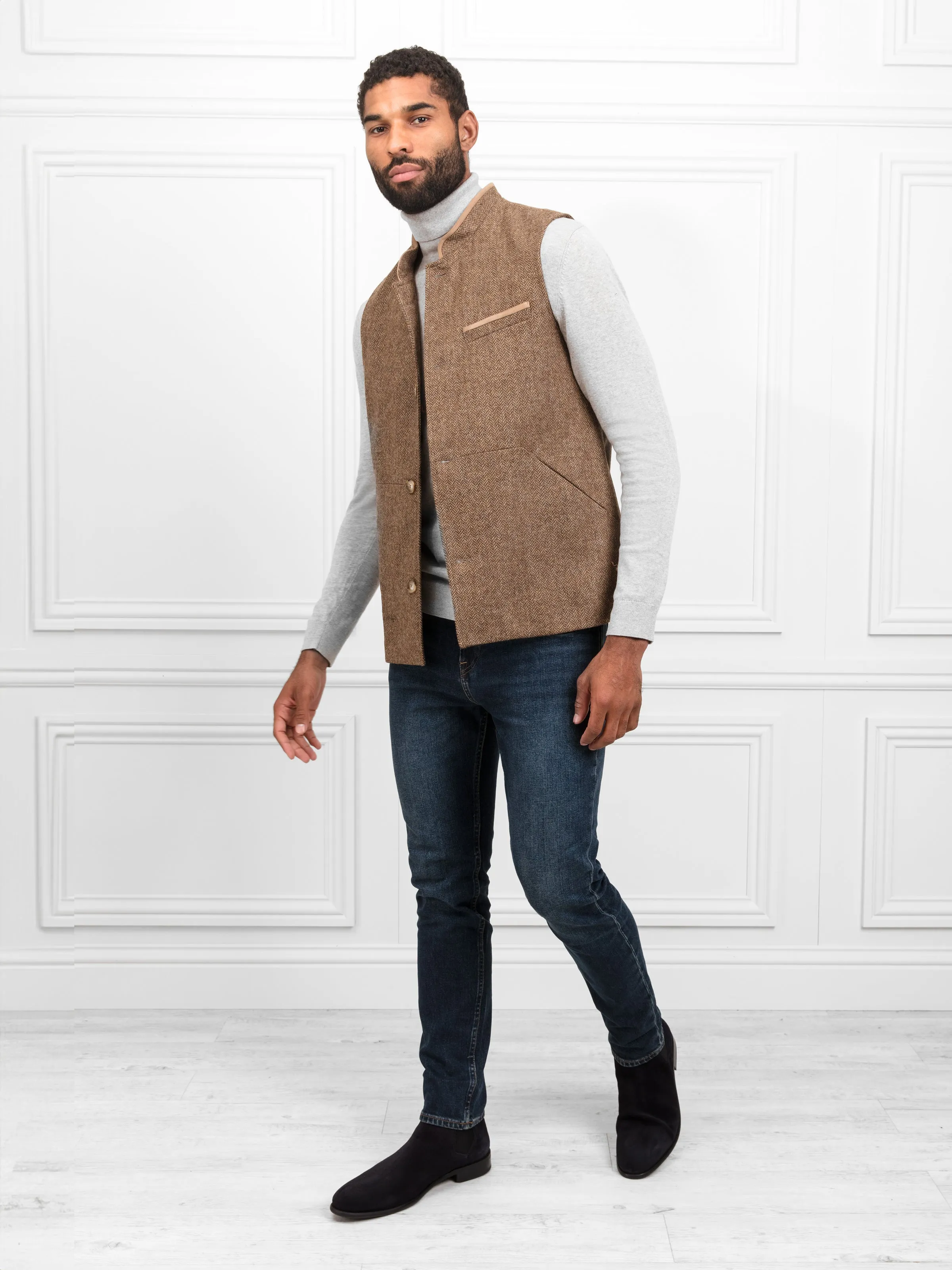 Edward Gilet - Camel sold by Fairfax & Favor product image thumbnail 5