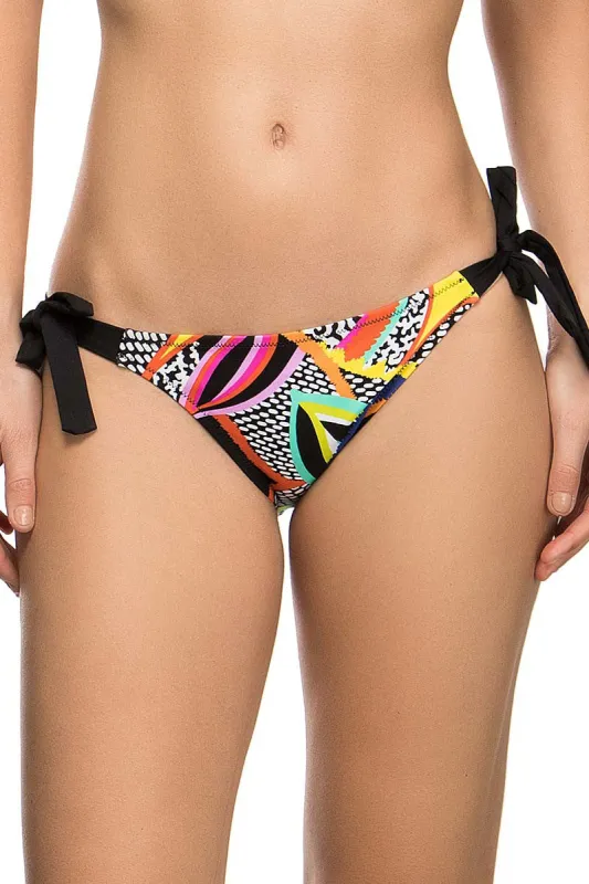 Antigel 51b La Maasai Bikini with Narrow sides sold by Antigel