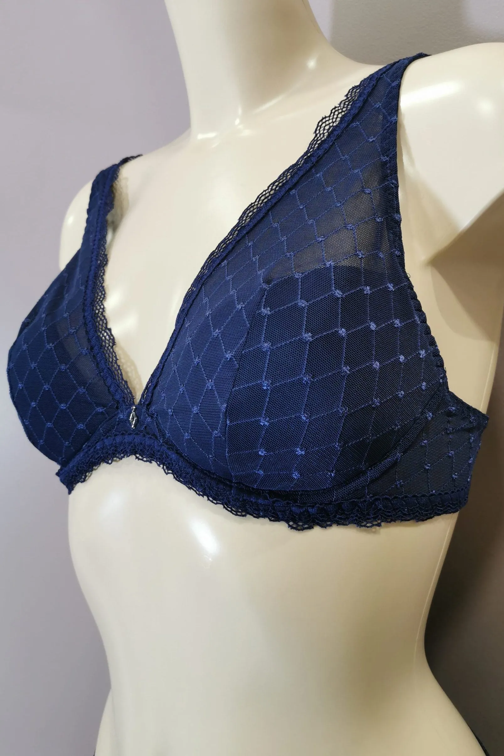 Antigel Agenda Plaisir Triangle Bra With Half Pad sold by Antigel product image thumbnail 3