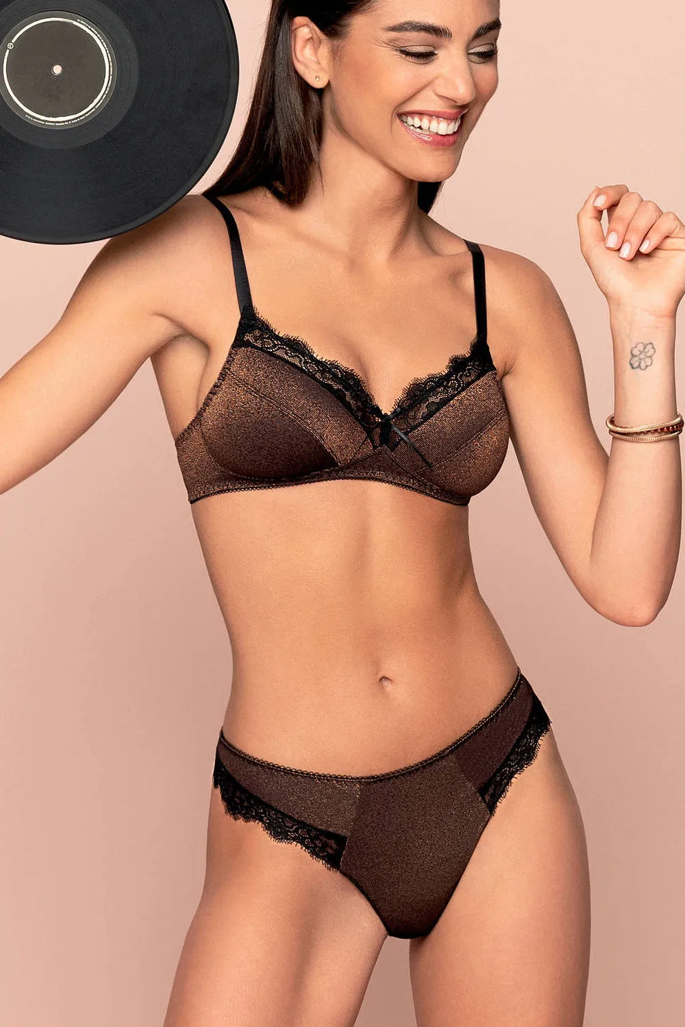 Antigel H46 Disco Dentelle Non Wire Bra sold by Antigel product image thumbnail 2