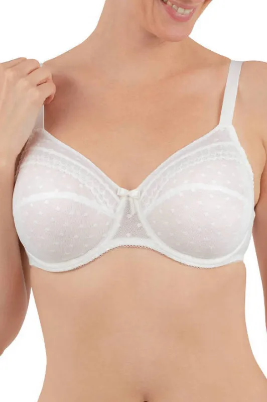 Antigel G45 Carrement Love Underwired full cup bra sold by Antigel
