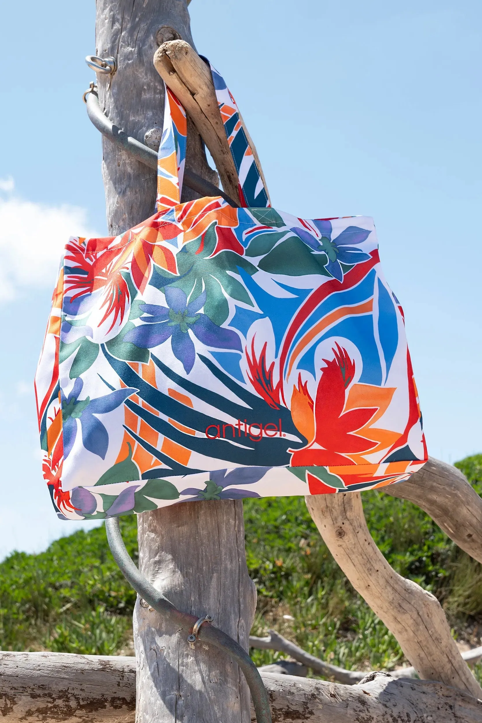 Antigel 67B La Flaneuse Tote Bag sold by Antigel