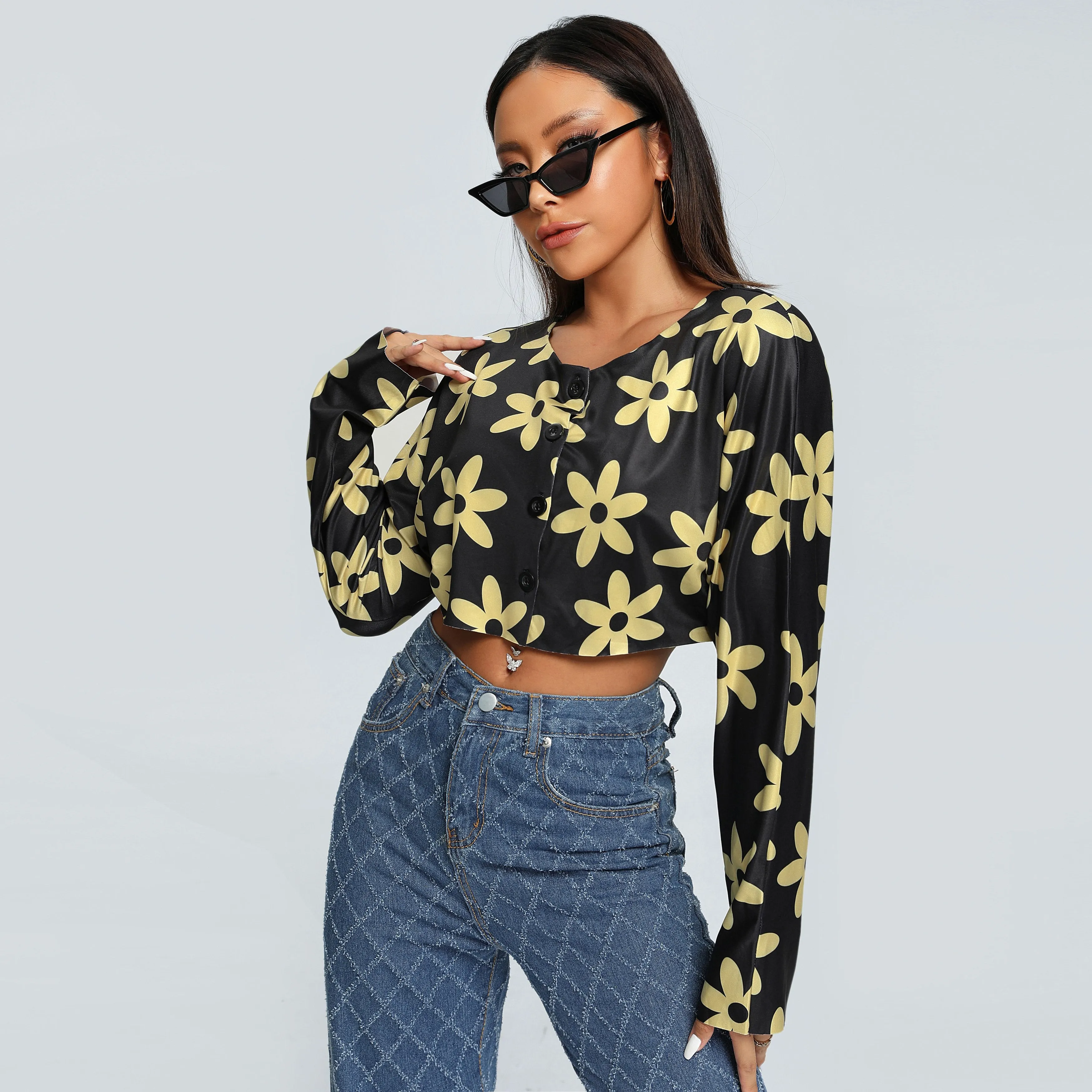 Daisy Delusions Long Sleeved Button Up Crop Top sold by Empty Soda product image thumbnail 3