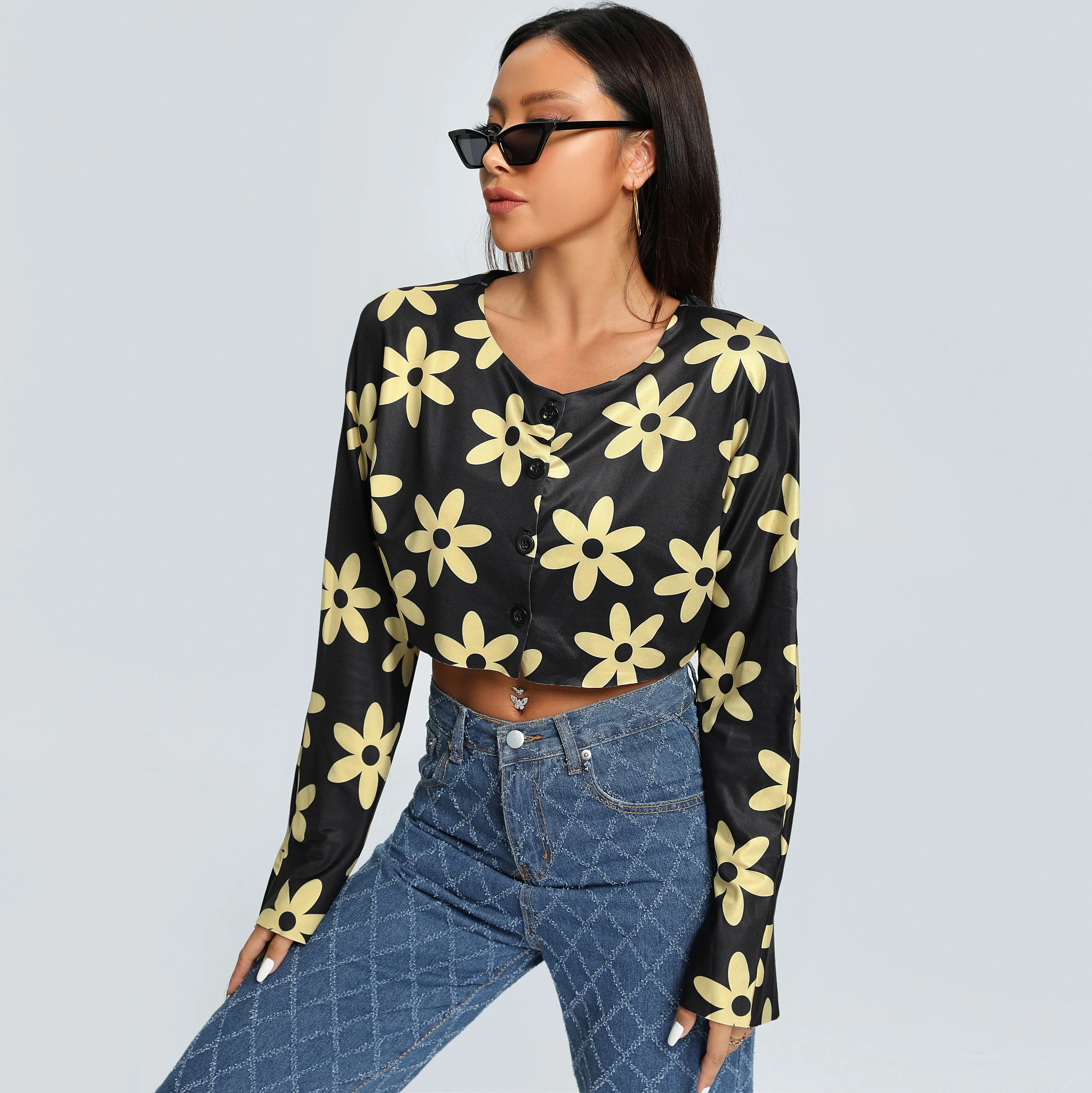 Daisy Delusions Long Sleeved Button Up Crop Top sold by Empty Soda product image thumbnail 5