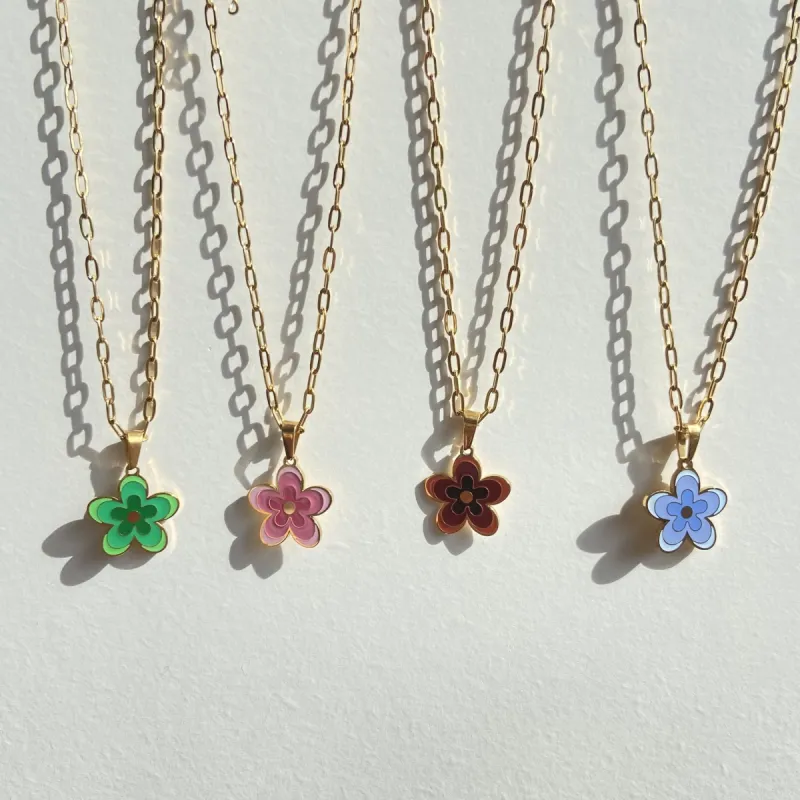 Elegant Daisies Necklace sold by Empty Soda