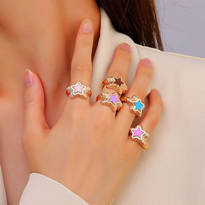 Star Struck 4 U Ring sold by Empty Soda