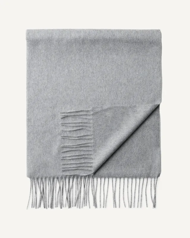 Cashmere Scarf Light Grey made by Carissimi