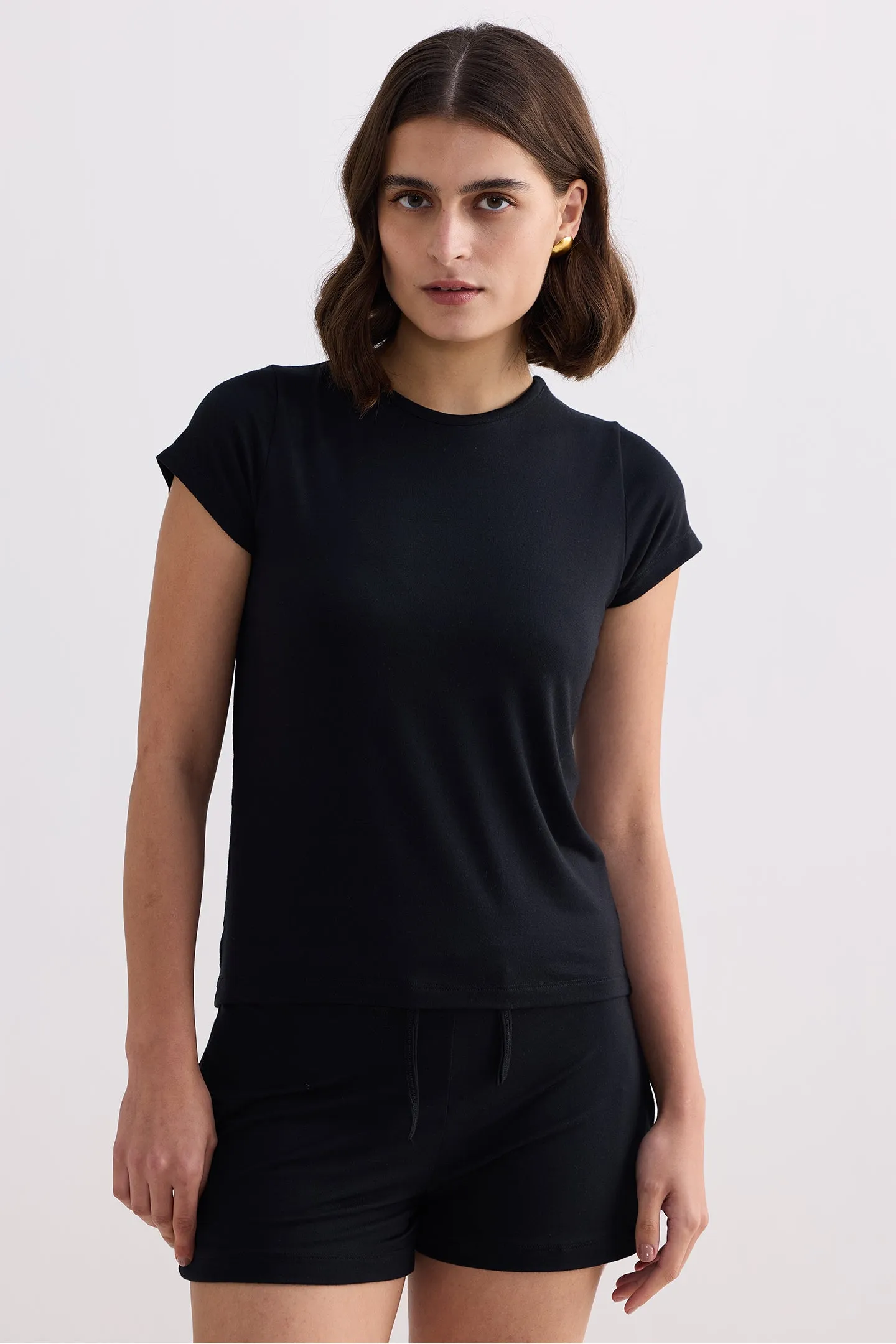 Essential Short Sleeve Tee Set in Black sold by Reistor product image thumbnail 5
