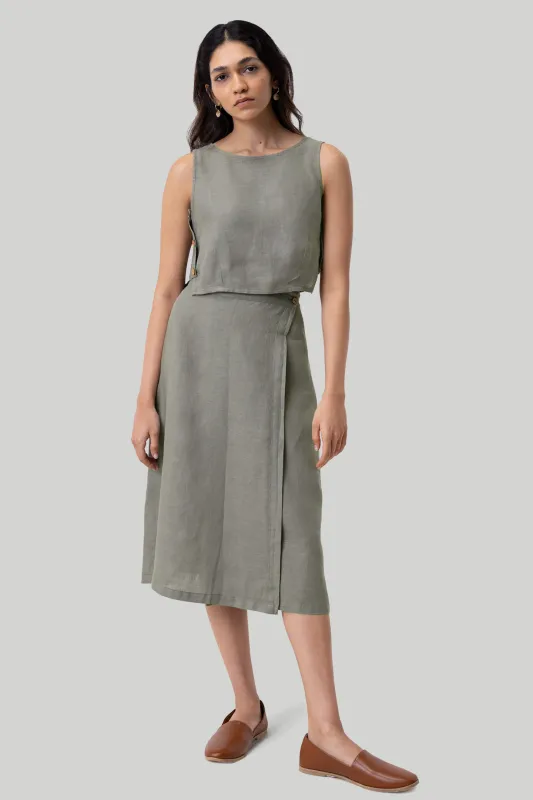 Overlap Midi Skirt in Dark Green made by Reistor