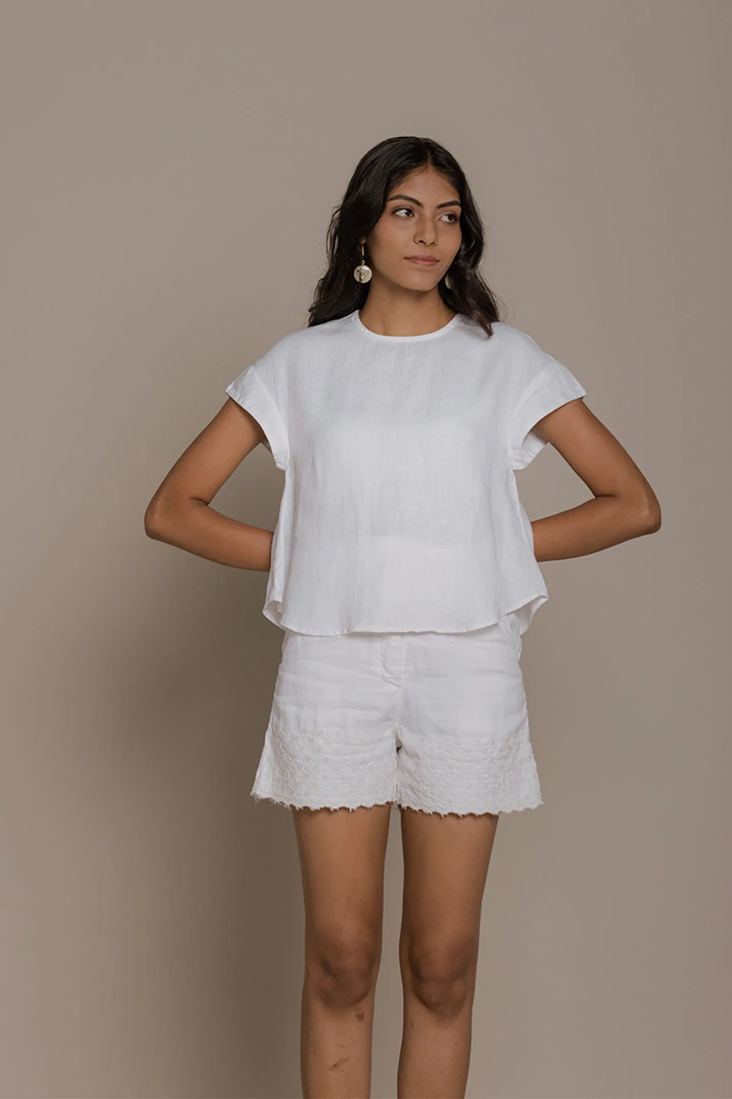 Sandcastle Saturdays Top in White sold by Reistor product image thumbnail 3