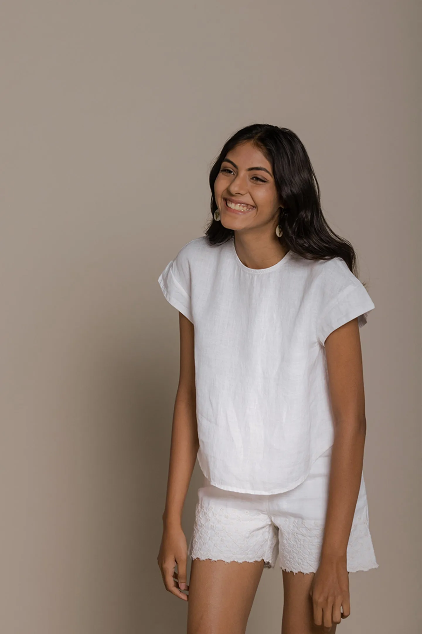 Sandcastle Saturdays Top in White sold by Reistor product image thumbnail 5