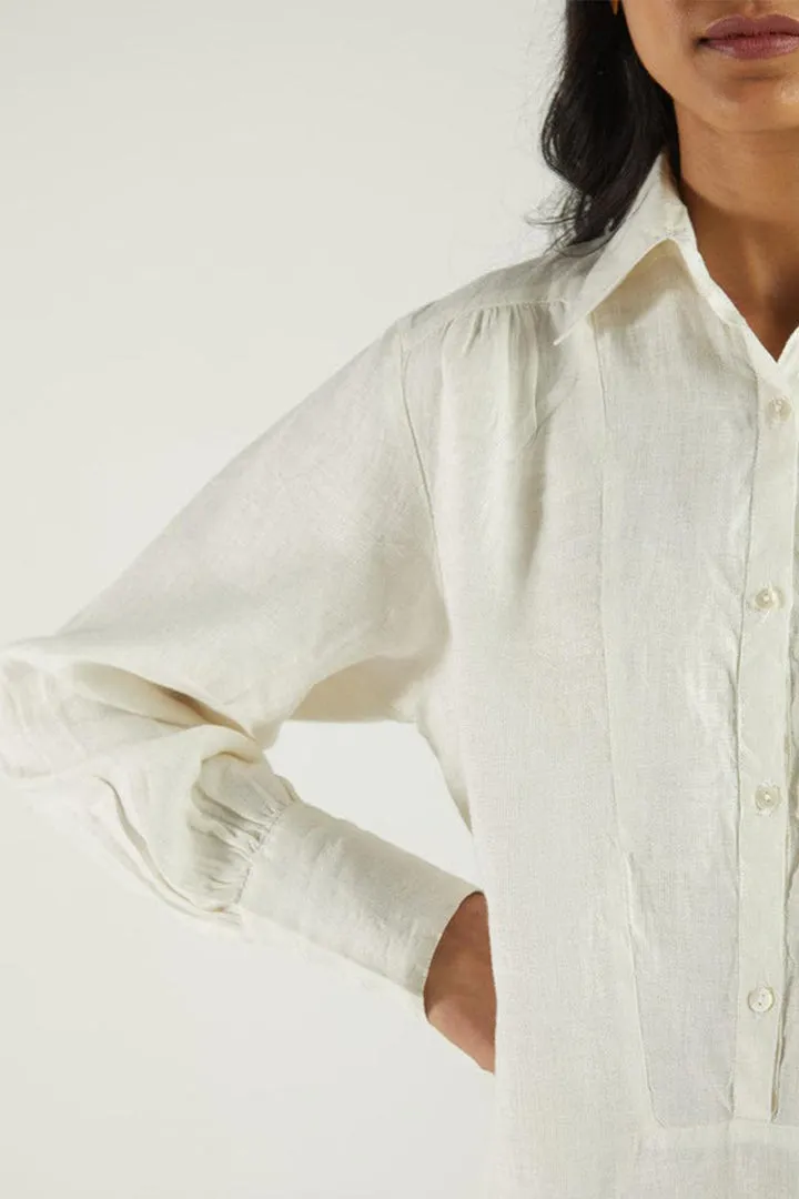 Summer Shirt in Off-white sold by Reistor product image thumbnail 4