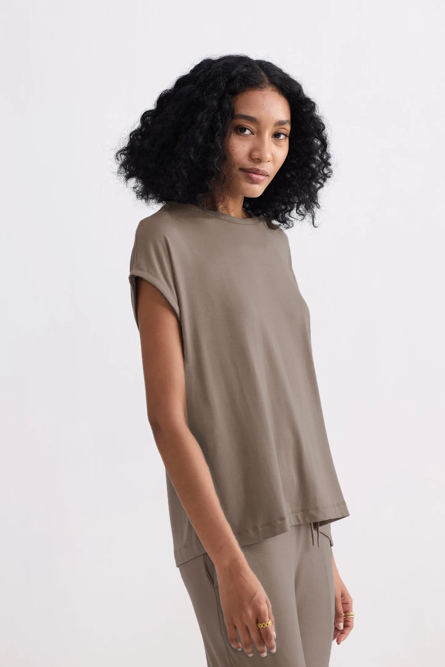 Relaxed Tee Set in Earth Grey sold by Reistor product image thumbnail 5
