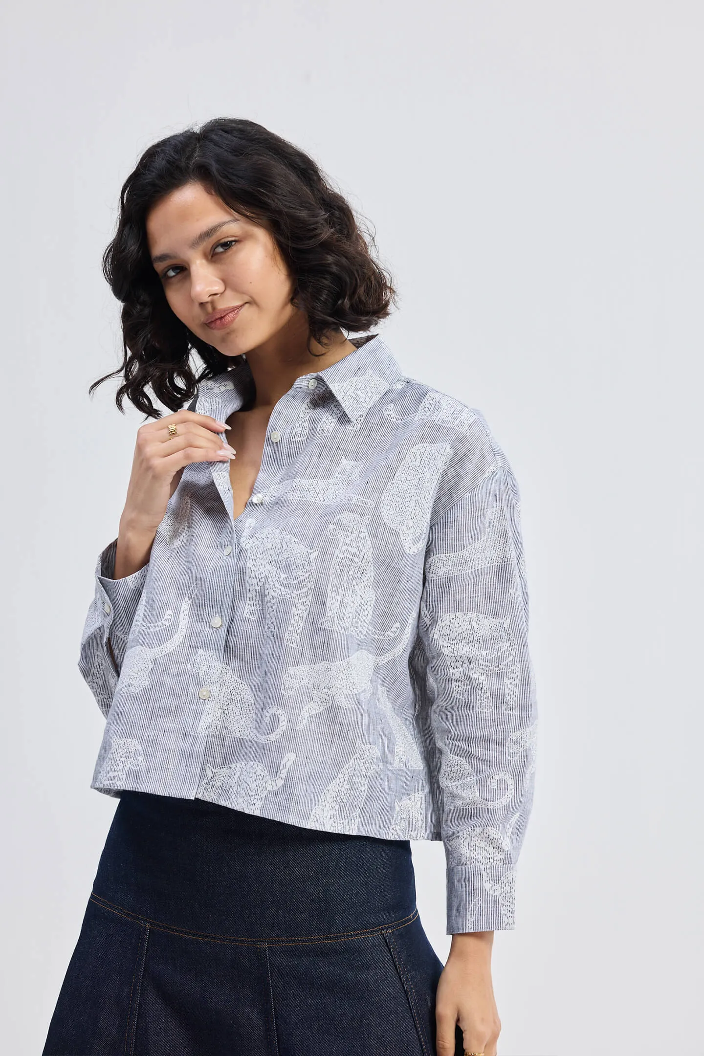 Oversized Boxy-fit Shirt in Animal Print sold by Reistor product image thumbnail 5