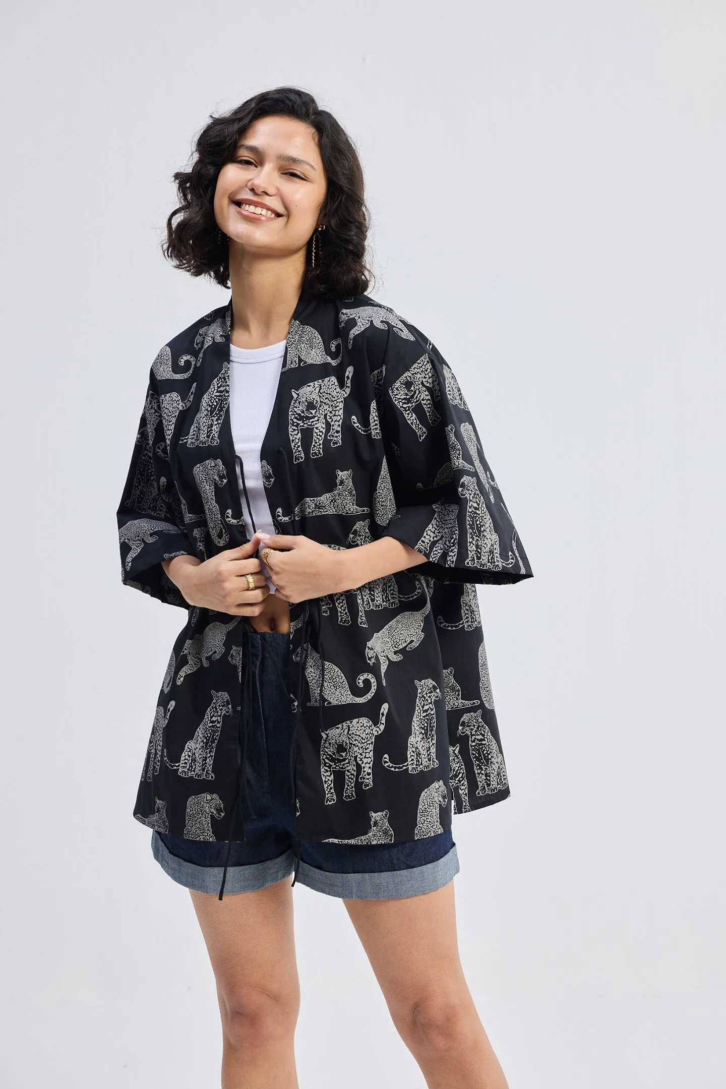 Oversized Shirt with Front-ties in Animal Print sold by Reistor product image thumbnail 4