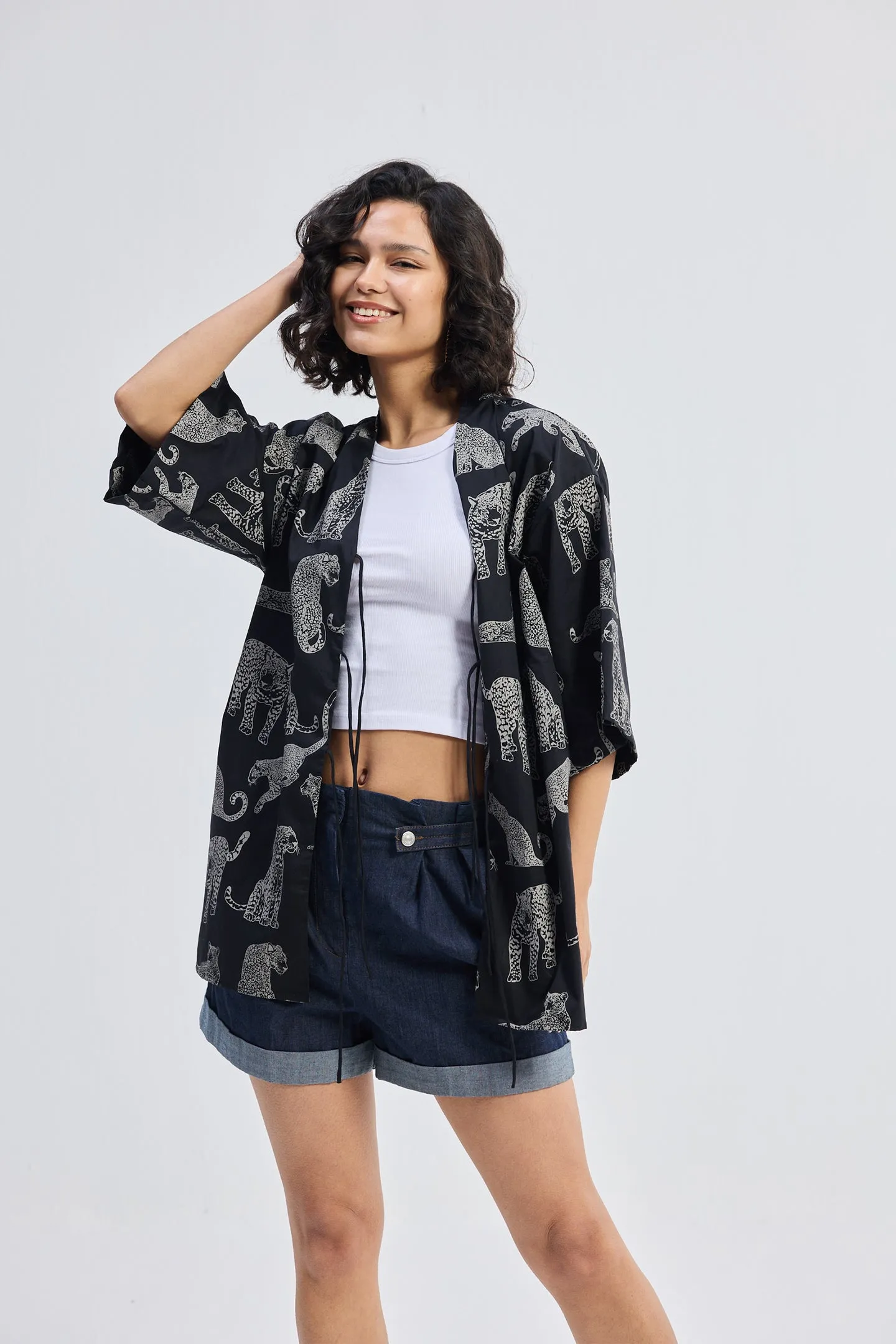 Oversized Shirt with Front-ties in Animal Print sold by Reistor product image thumbnail 3