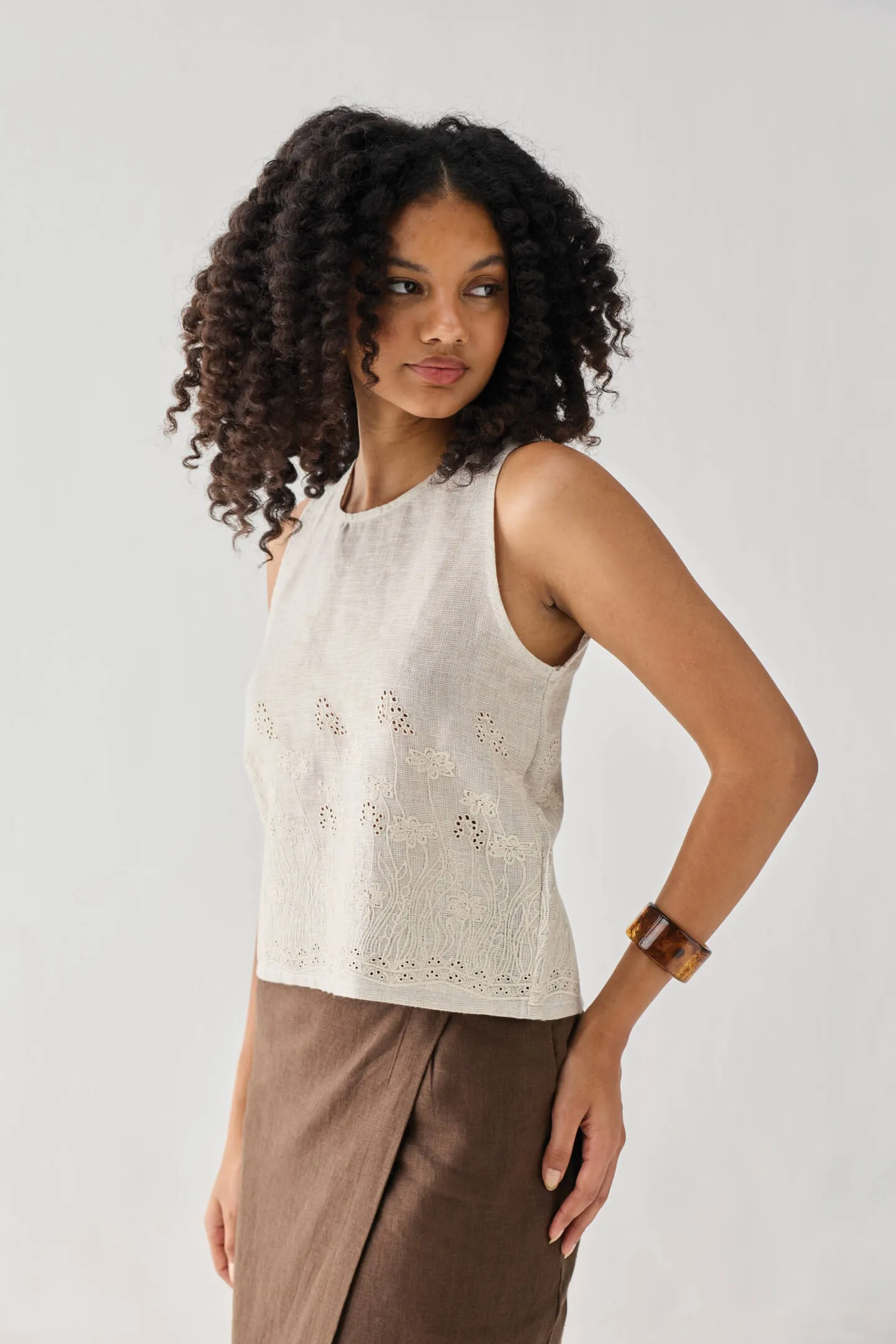 The Embroidered Button Back Top in Checkered Linen sold by Reistor product image thumbnail 2