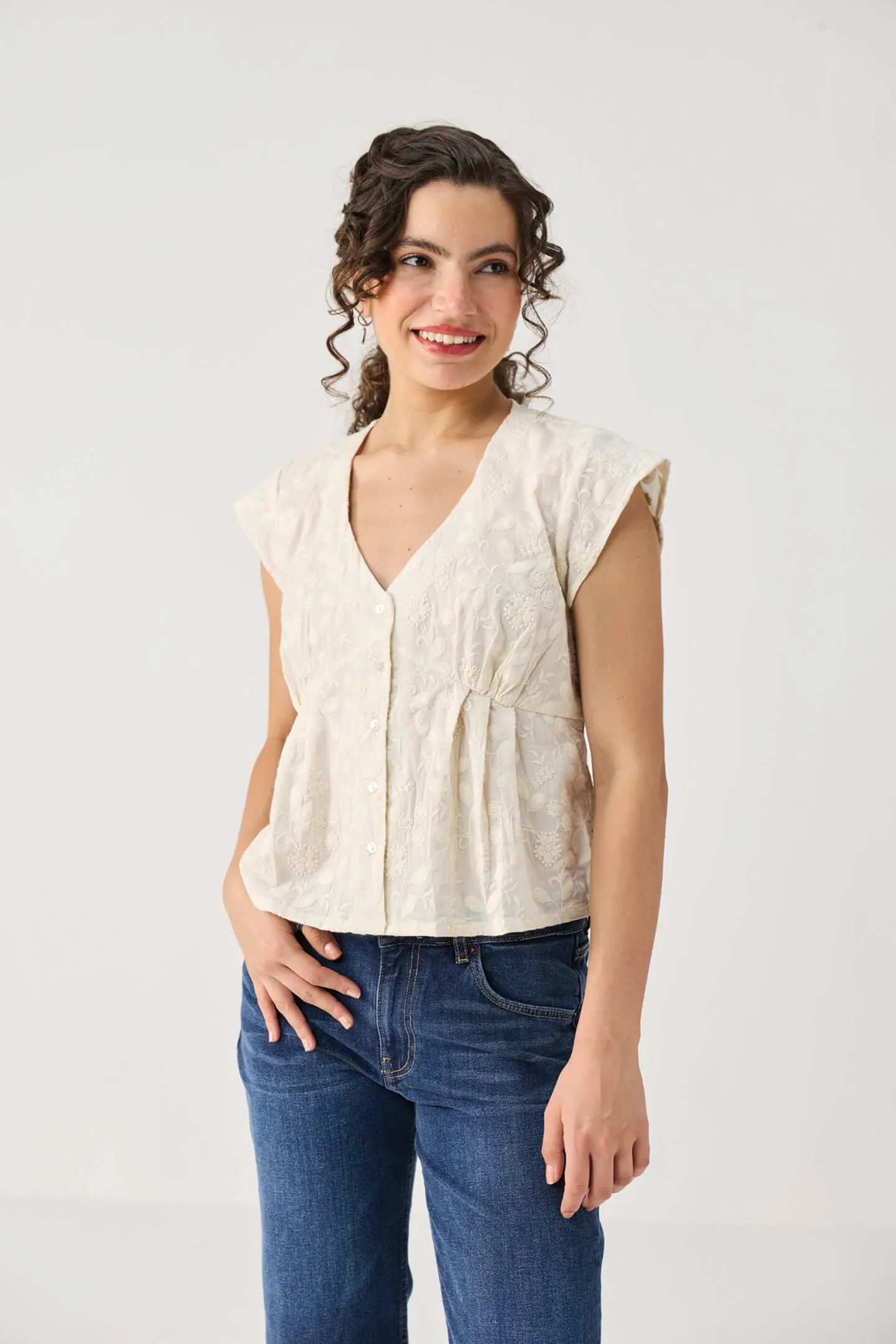Embroidered Deep V Neck Top in Cream sold by Reistor product image thumbnail 4