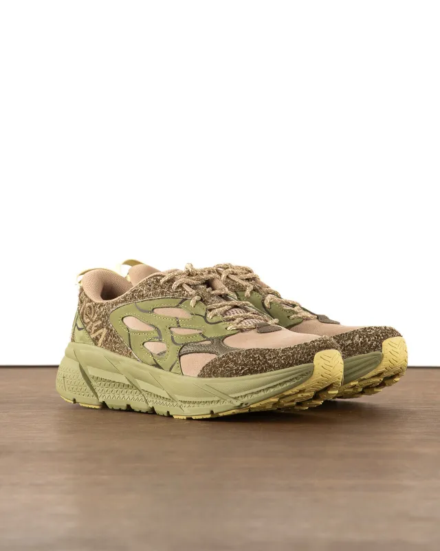 Clifton L Suede - Dune/Fennel sold by Standard and Strange