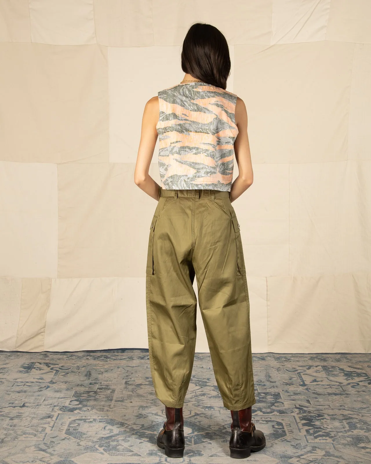 Maggie 2-Pocket Pant - Green sold by Standard and Strange product image thumbnail 5