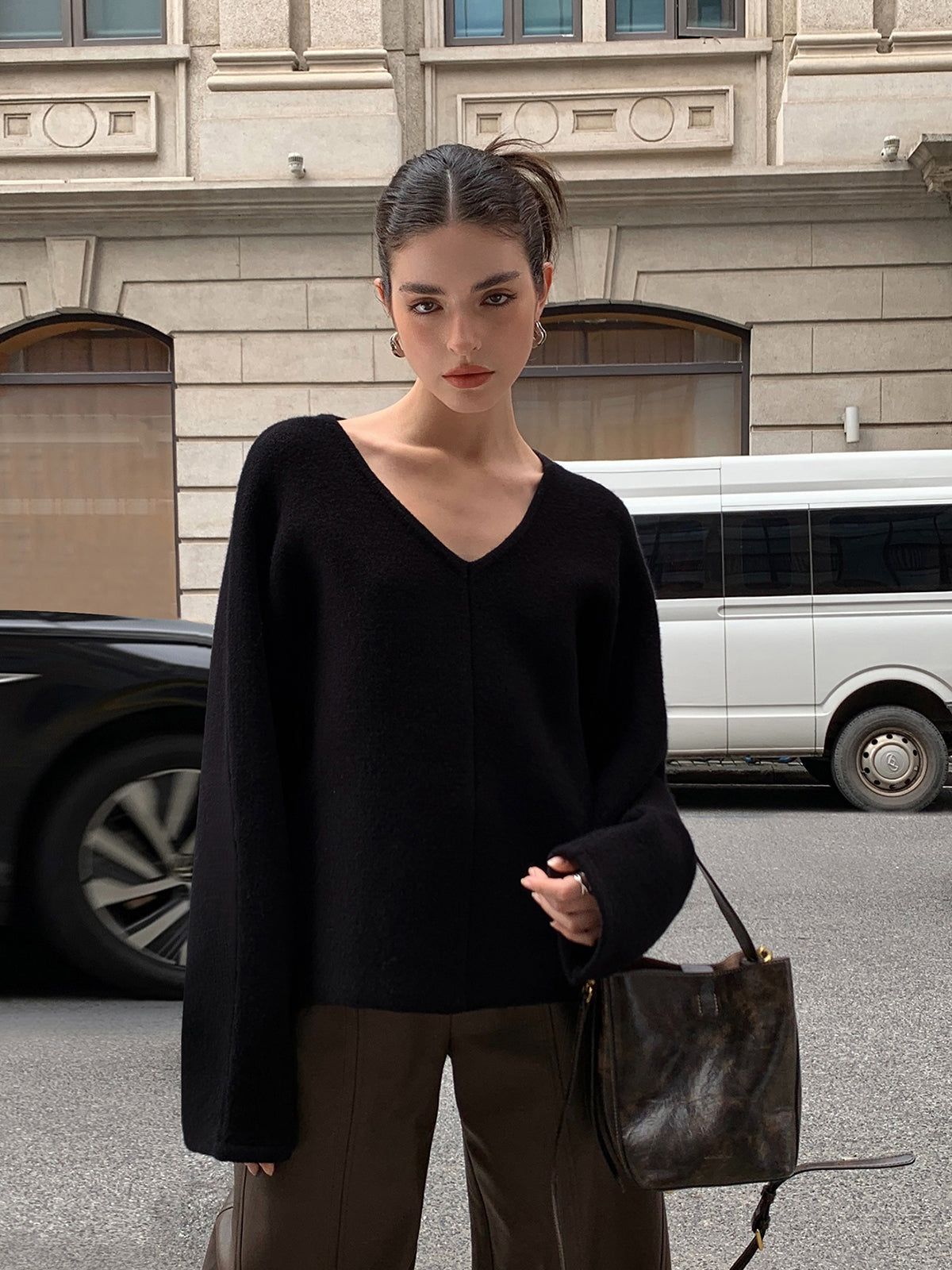 V-neck Knit Sweater With Matching Fringed Scarf sold by COMMENSE product image thumbnail 5