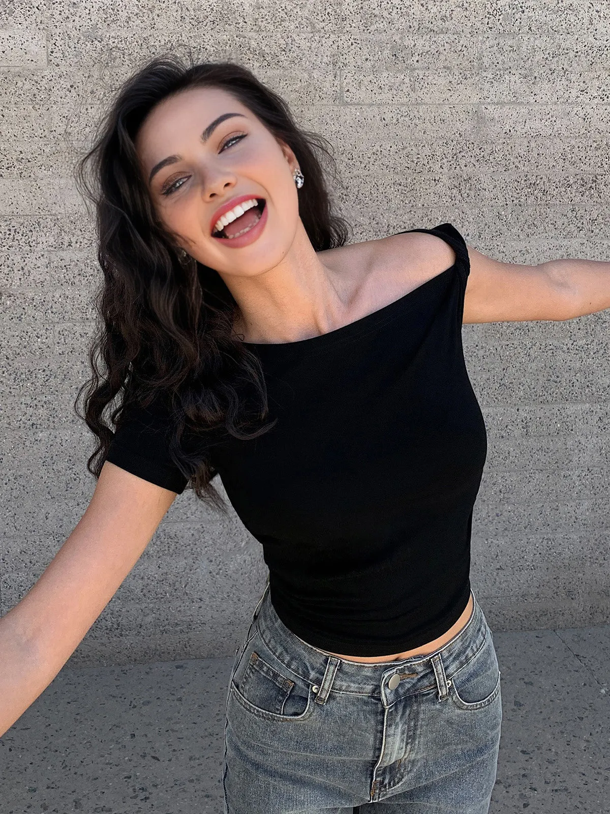 Asymmetrical Neck One Shoulder Off Top sold by COMMENSE product image thumbnail 4