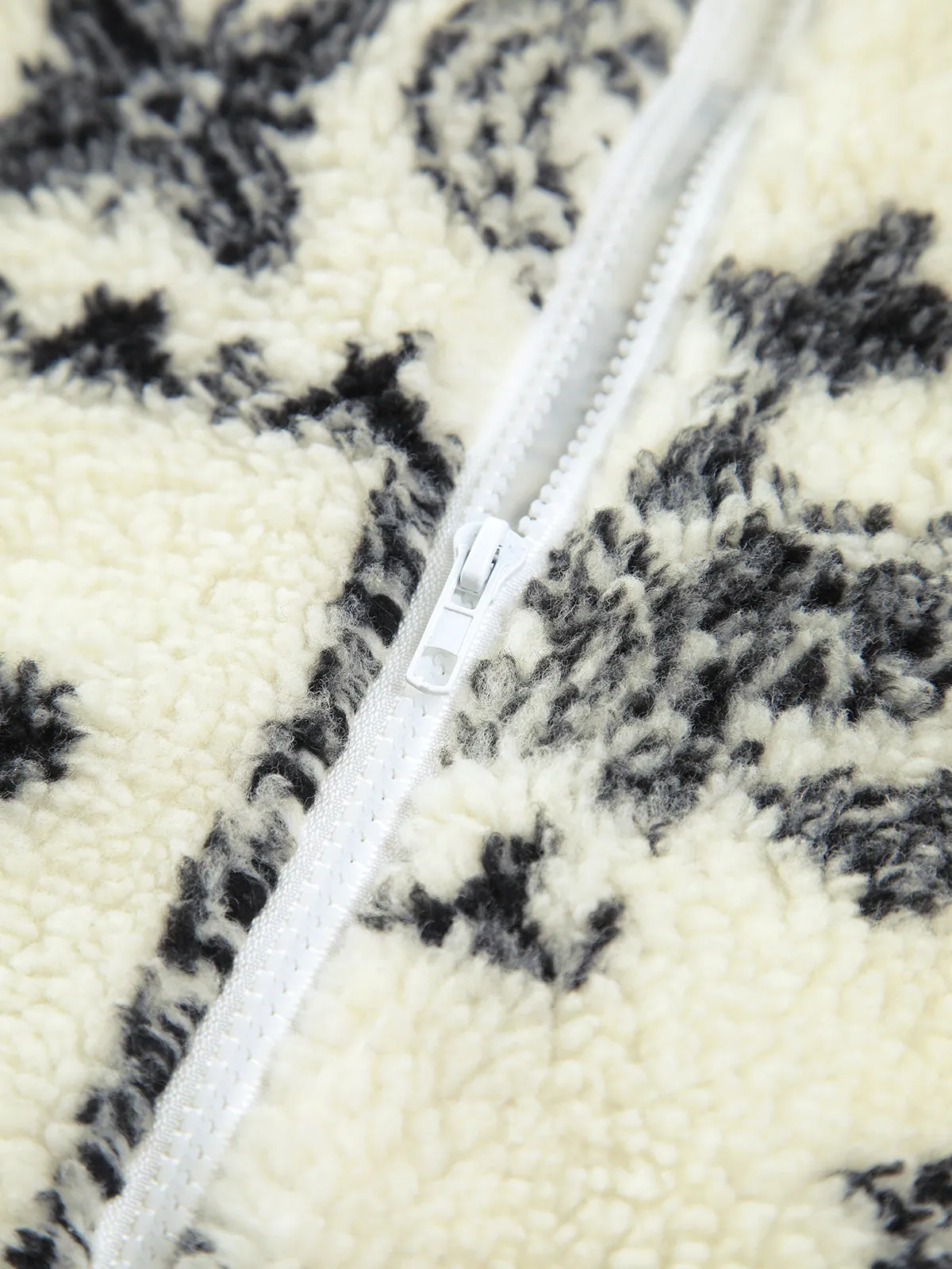 Paisley Zippered Stand Collar Sherpa Jacket sold by COMMENSE product image thumbnail 3